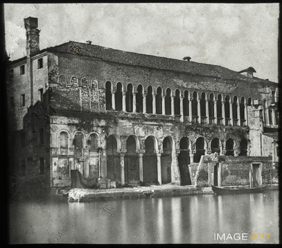 Palais de Lucrèce (Venise)